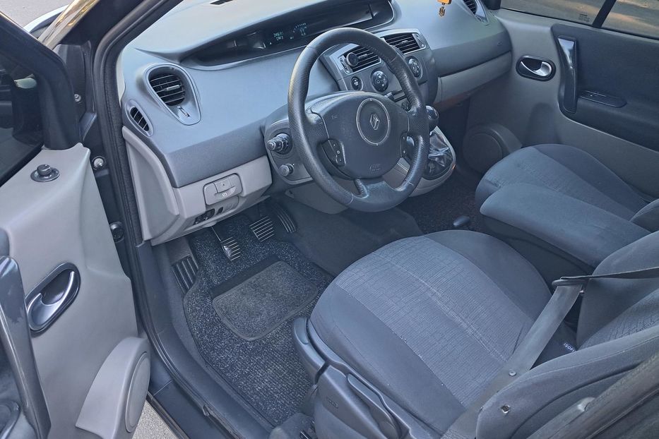 Продам Renault Grand Scenic Рестайлінг 7місць 2006 года в г. Гайсин, Винницкая область