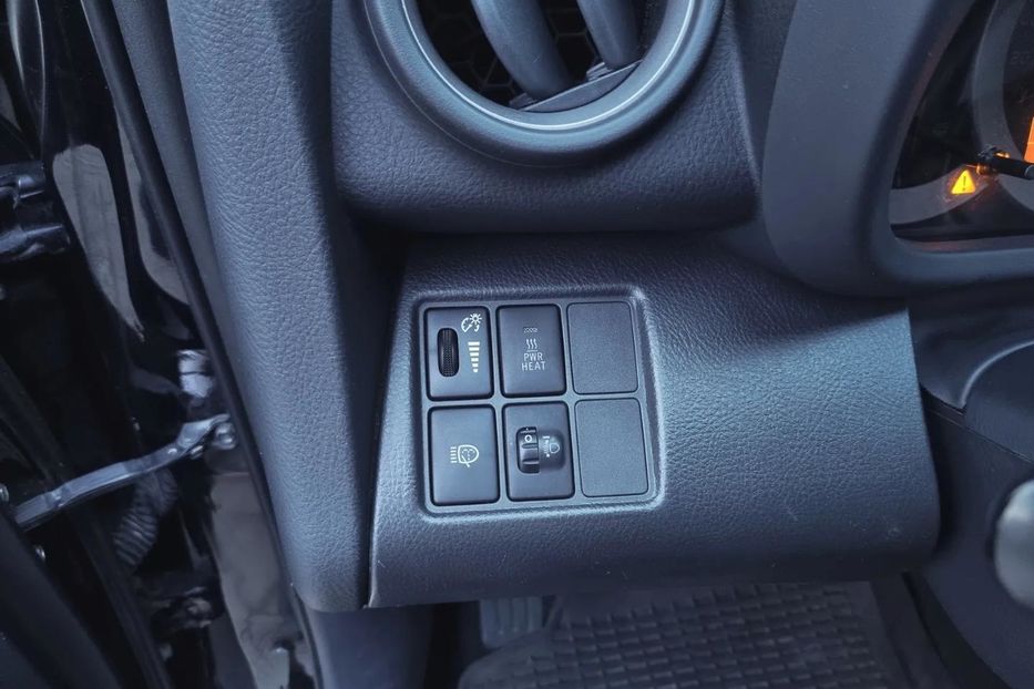 Продам Toyota Rav 4 2008 года в Харькове