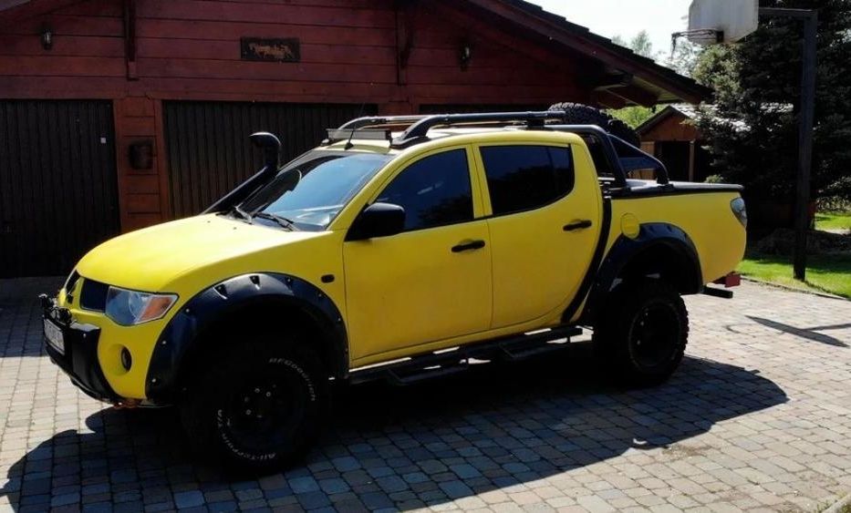 Продам Mitsubishi L 200 Для ЗСУ 2007 года в Сумах