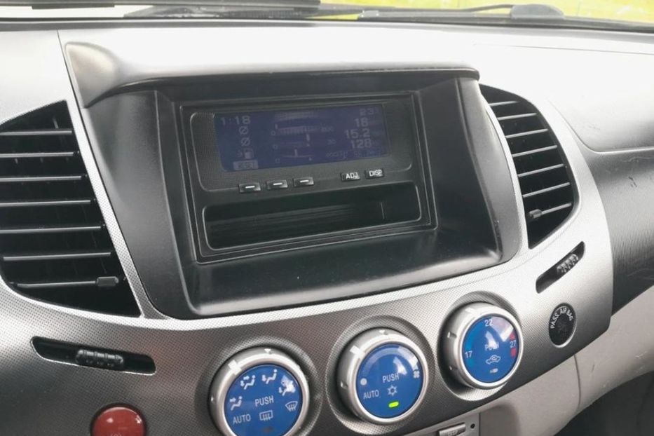 Продам Mitsubishi L 200 2007 года в Харькове