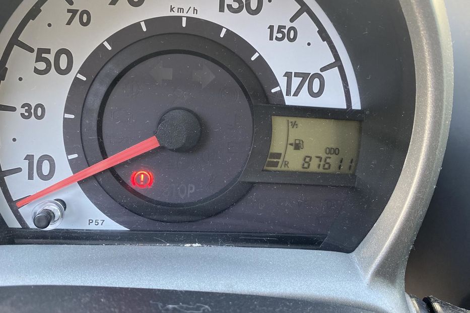 Продам Peugeot 107 2012 года в Киеве