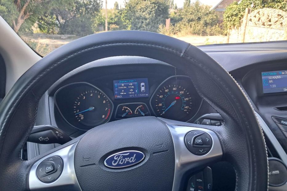 Продам Ford Focus SE 2013 года в Запорожье