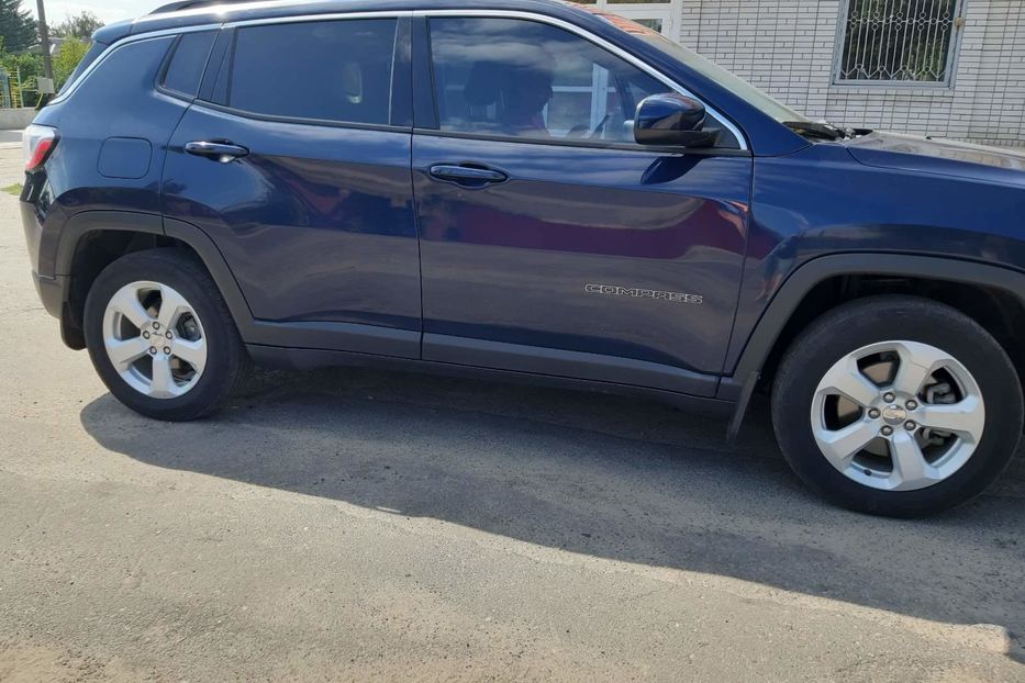 Продам Jeep Compass Latitude 2018 года в г. Лубны, Полтавская область