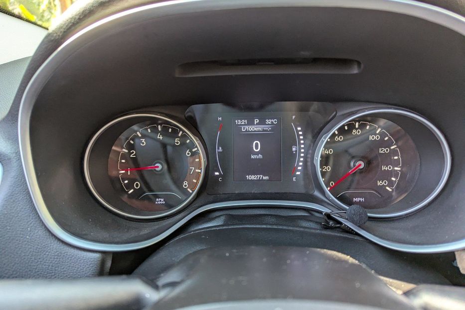 Продам Jeep Compass Latitude 2018 года в г. Лубны, Полтавская область