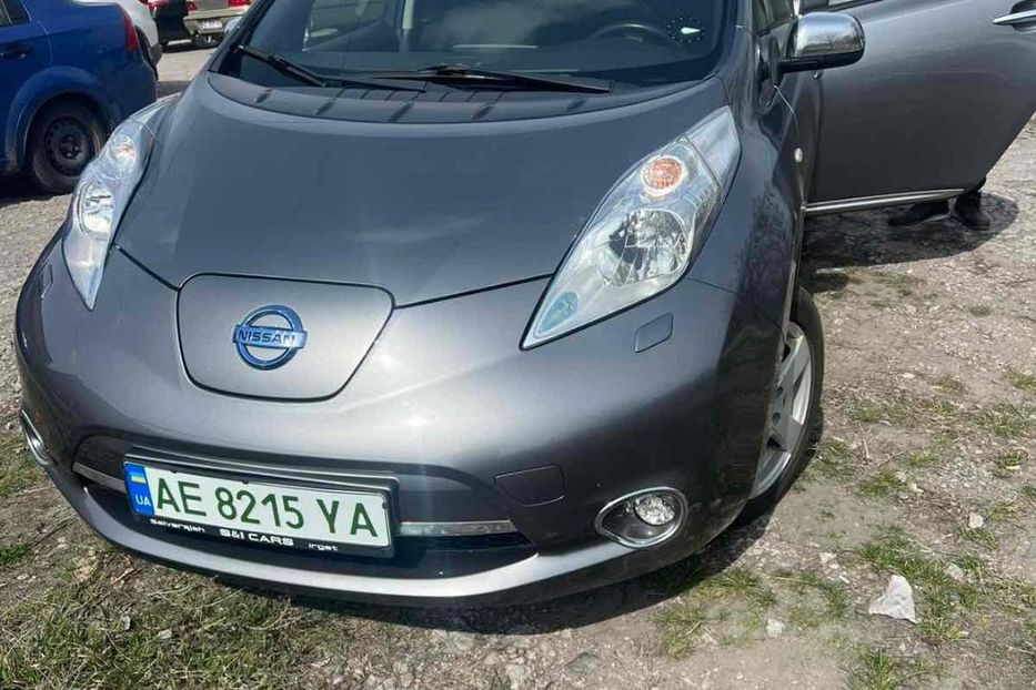 Продам Nissan Leaf 2014 года в Днепре