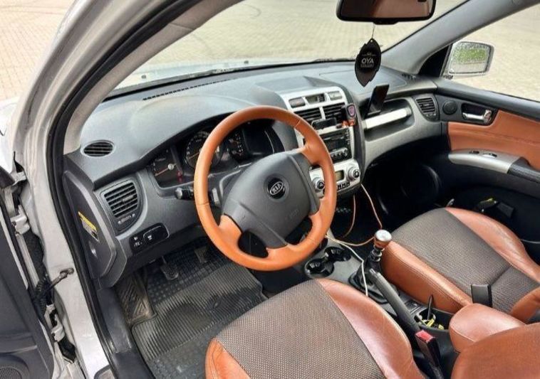 Продам Kia Sportage 2007 года в г. Изюм, Харьковская область