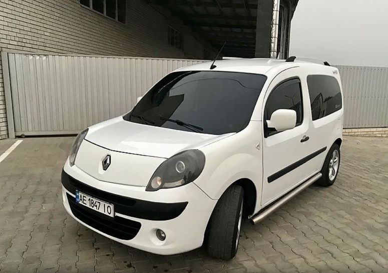 Продам Renault Kangoo пасс. 2011 года в г. Олевск, Житомирская область
