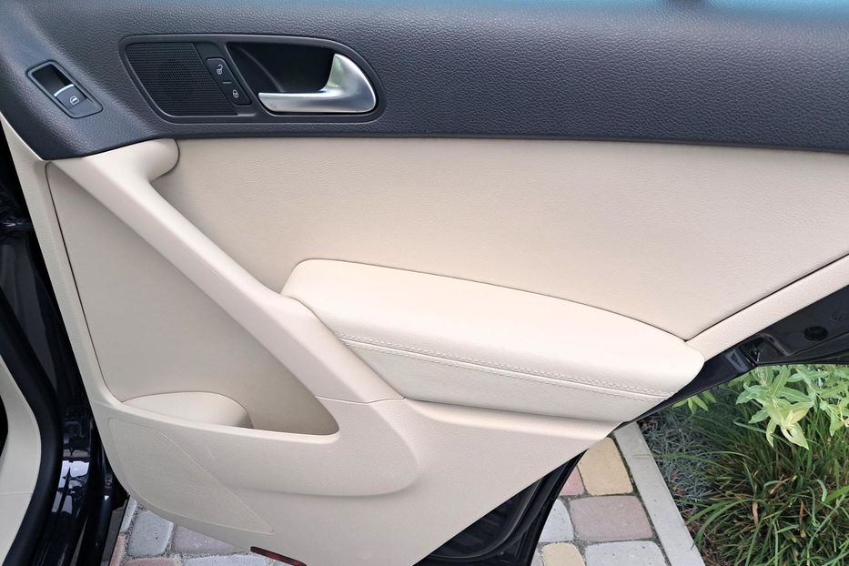 Продам Volkswagen Tiguan 2,0 ТСІ 2017 года в Черкассах