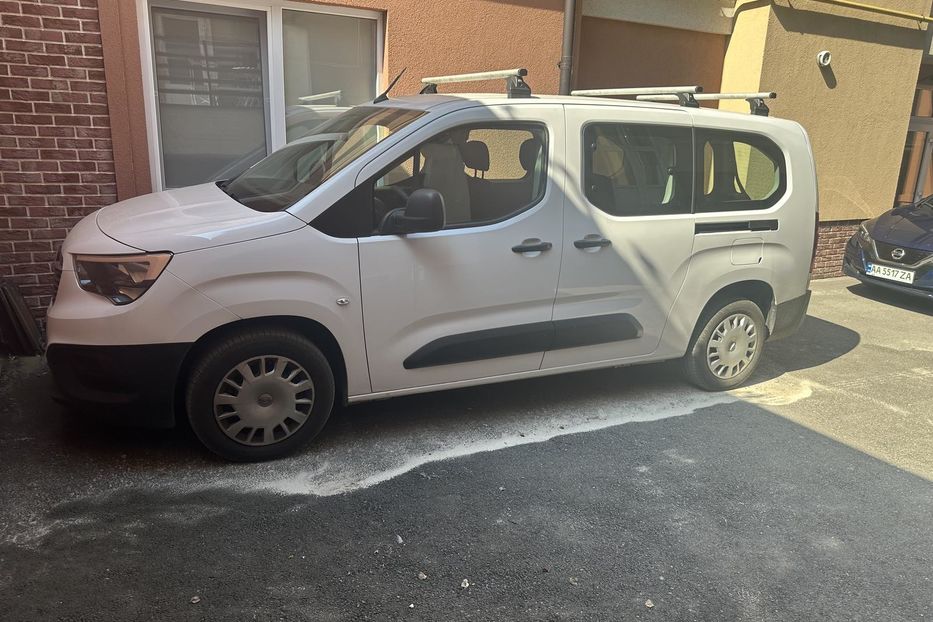 Продам Opel Combo пасс. L2 - длинная база 2023 года в Киеве