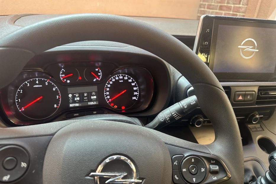Продам Opel Combo пасс. L2 - длинная база 2023 года в Киеве