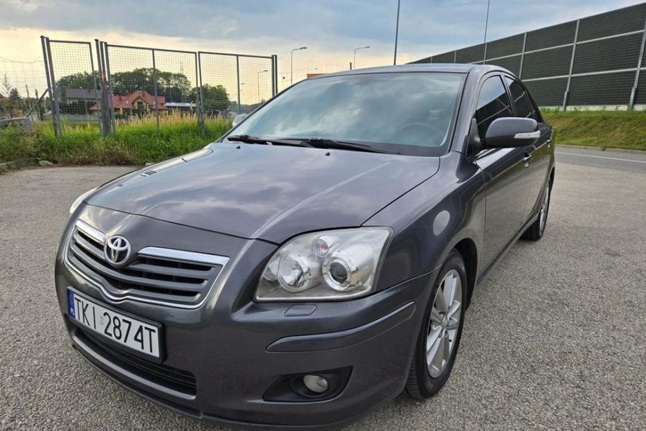 Продам Toyota Avensis 2005 года в Харькове