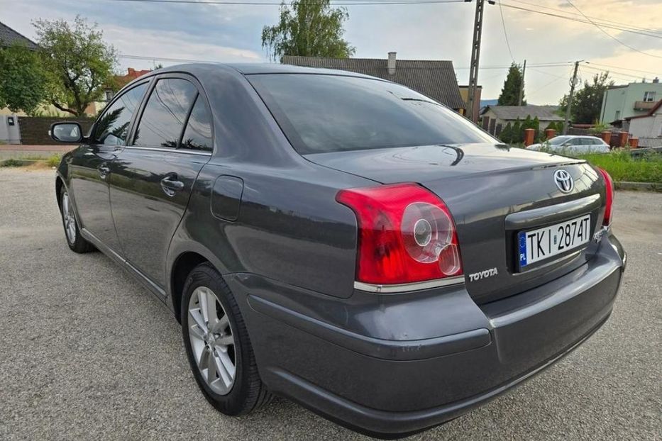 Продам Toyota Avensis 2005 года в Харькове