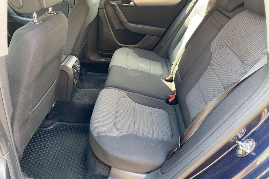 Продам Volkswagen Passat B7 2010 года в Днепре