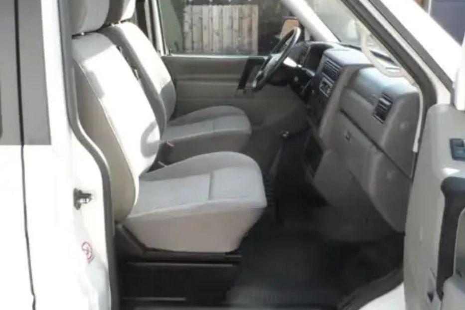 Продам Volkswagen T4 (Transporter) пасс. 2002 года в Николаеве