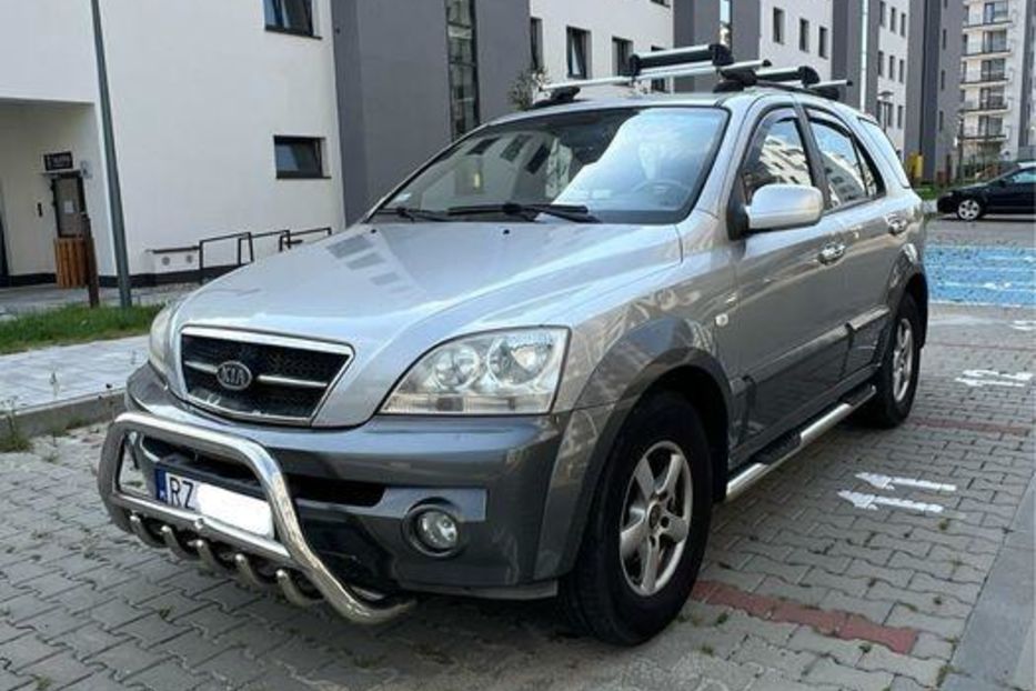 Продам Kia Sorento 2006 года в Харькове