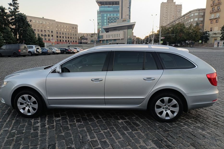 Продам Skoda Superb 2010 года в Харькове