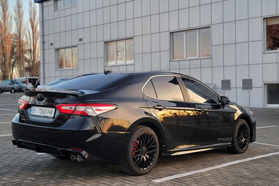 Продам Toyota Camry SE-Xseries 2020 года в г. Кременчуг, Полтавская область