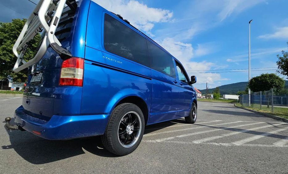 Продам Volkswagen T5 (Transporter) пасс. 2008 года в Донецке