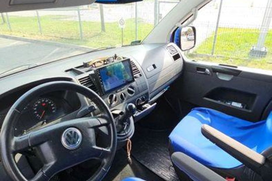 Продам Volkswagen T5 (Transporter) пасс. 2008 года в Донецке
