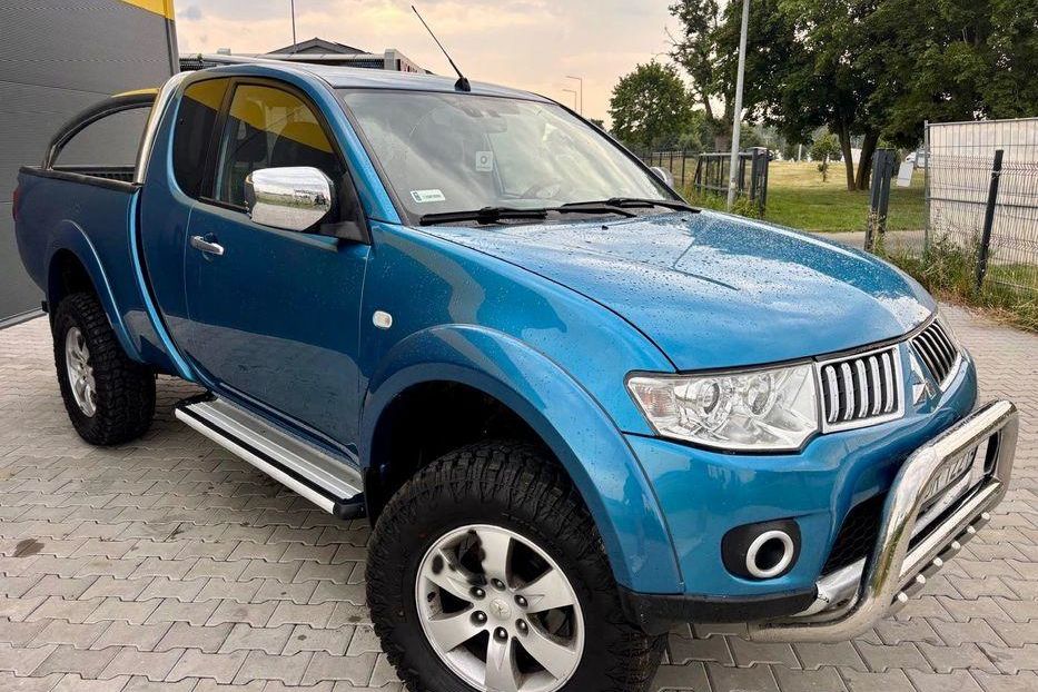 Продам Mitsubishi L 200 2010 года в Харькове