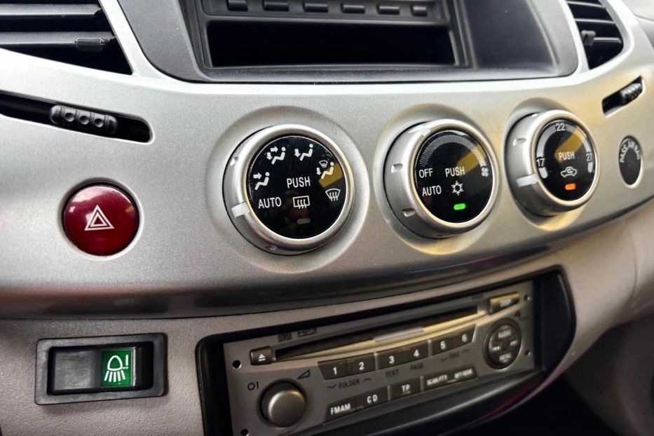 Продам Mitsubishi L 200 2010 года в Харькове