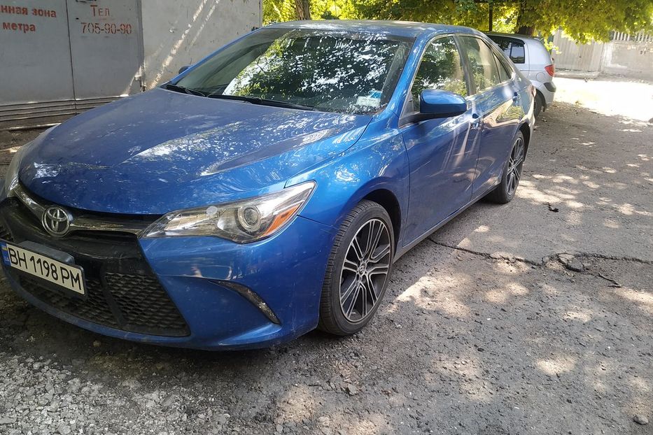Продам Toyota Camry SPECIAL EDITION 2016 года в Одессе