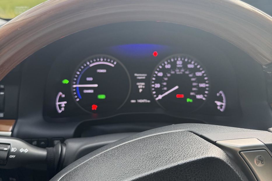 Продам Lexus ES 300 Гибрид 2013 года в г. Измаил, Одесская область