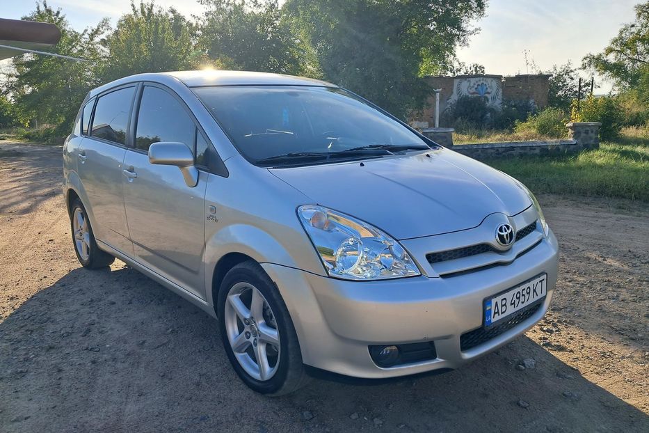 Продам Toyota Corolla Verso D4D EDITION 2006 года в г. Гайсин, Винницкая область