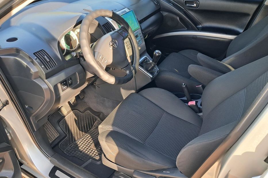 Продам Toyota Corolla Verso D4D EDITION 2006 года в г. Гайсин, Винницкая область