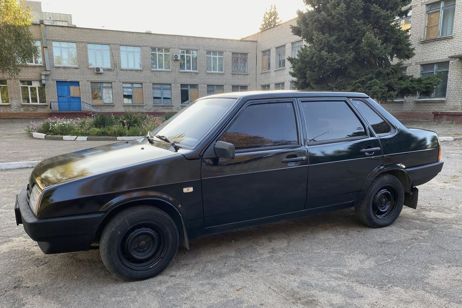 Продам ВАЗ 21099 21099i 2008 года в Запорожье