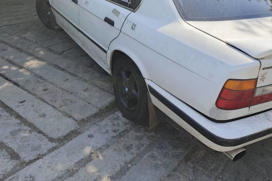 Продам BMW 5 Series GT 1989 года в Житомире