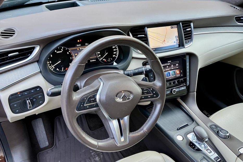 Продам Infiniti QX50 2021 года в Киеве