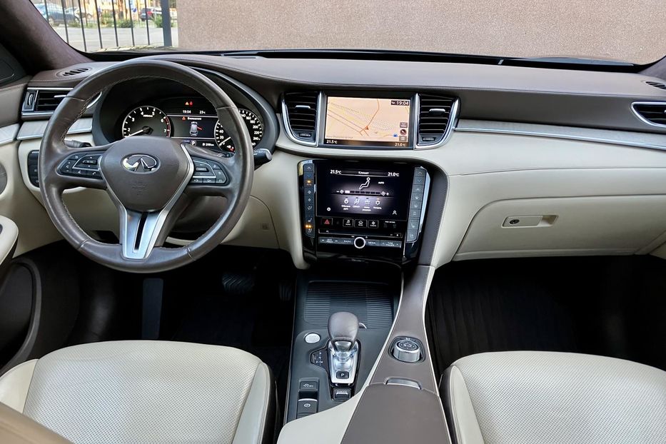 Продам Infiniti QX50 2021 года в Киеве