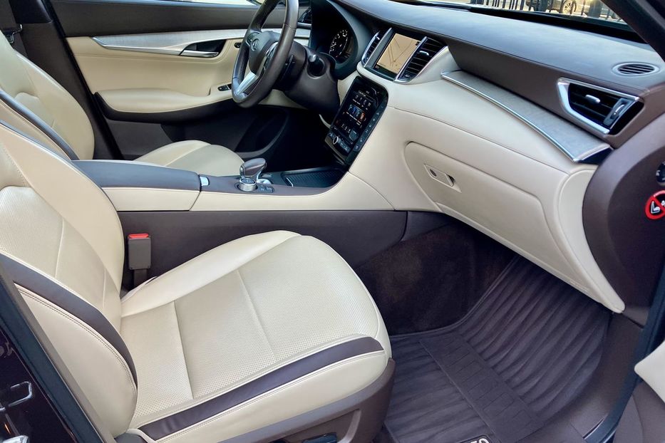 Продам Infiniti QX50 2021 года в Киеве