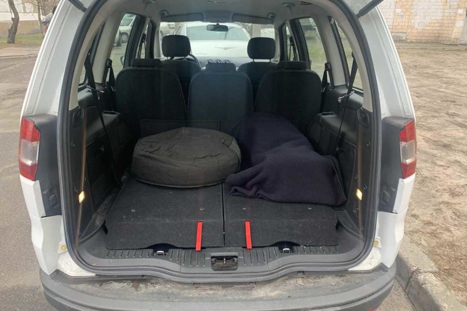 Продам Ford Galaxy 2013 года в Киеве