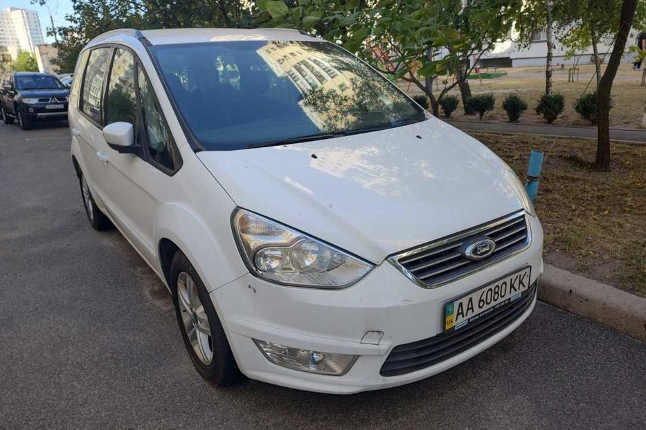 Продам Ford Galaxy 2013 года в Киеве