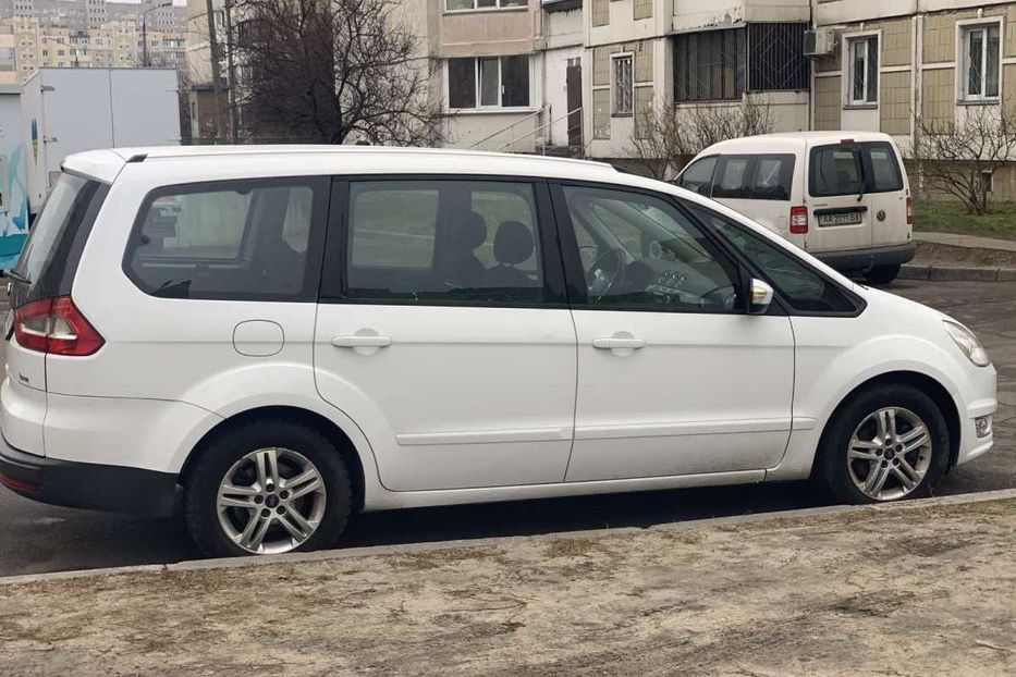 Продам Ford Galaxy 2013 года в Киеве