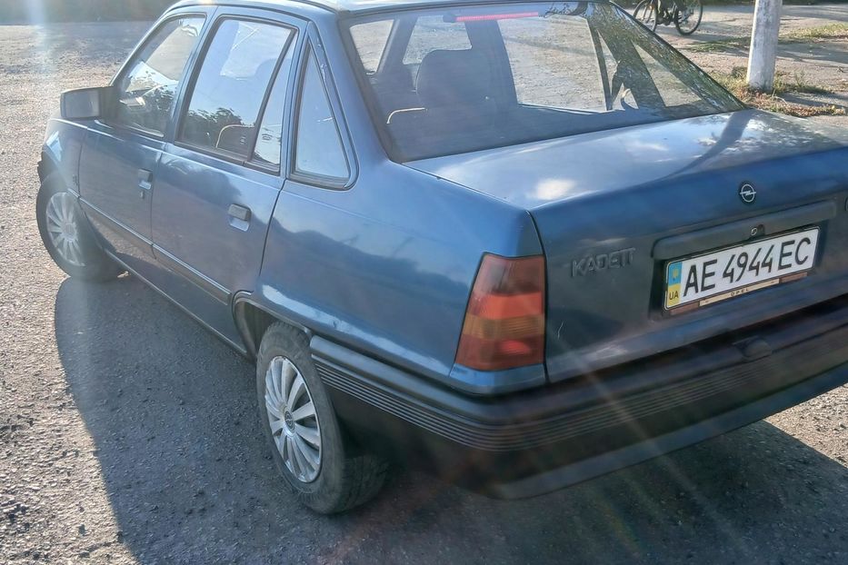 Продам Opel Kadett 1988 года в г. Синельниково, Днепропетровская область