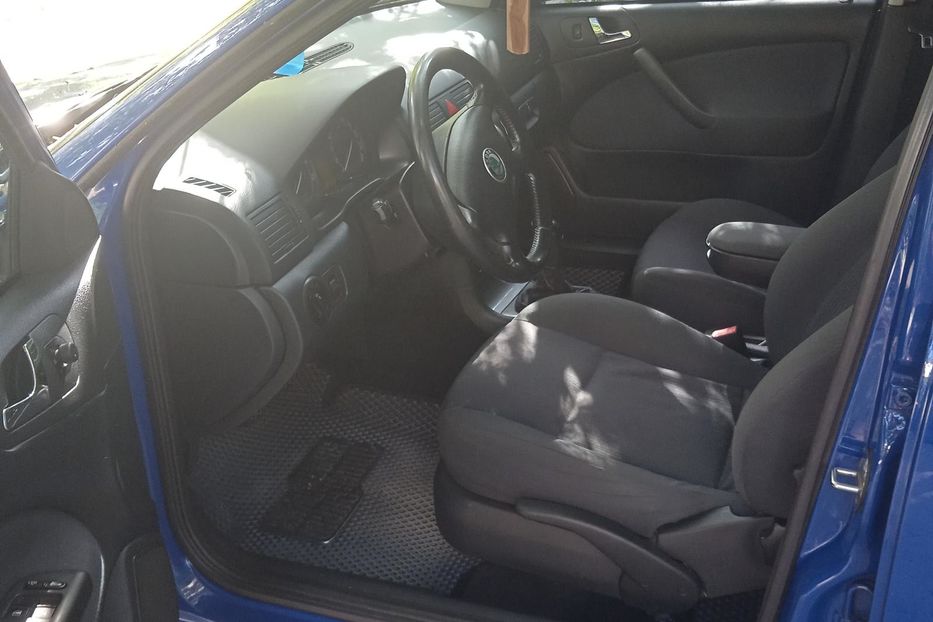 Продам Skoda Octavia Tour 1.6 MPI MT (102 к.с.) 2009 года в Харькове