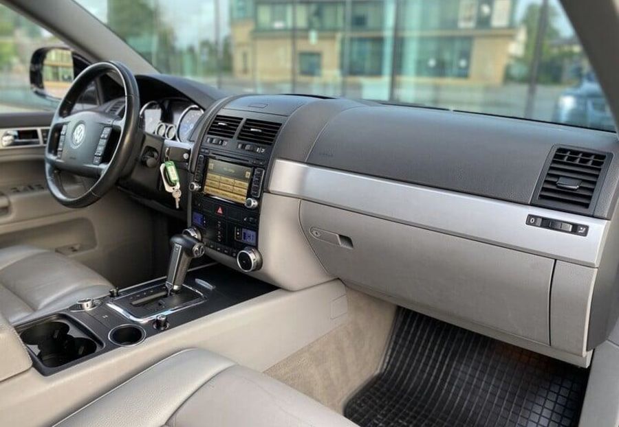 Продам Volkswagen Touareg 2007 года в г. Покровск, Донецкая область