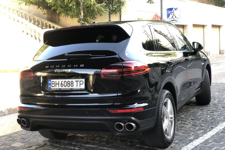 Продам Porsche Cayenne Plugin Hybrid 2016 года в Одессе