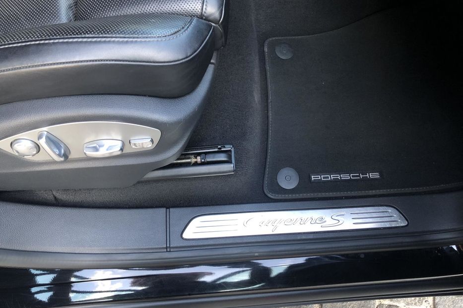 Продам Porsche Cayenne Plugin Hybrid 2016 года в Одессе
