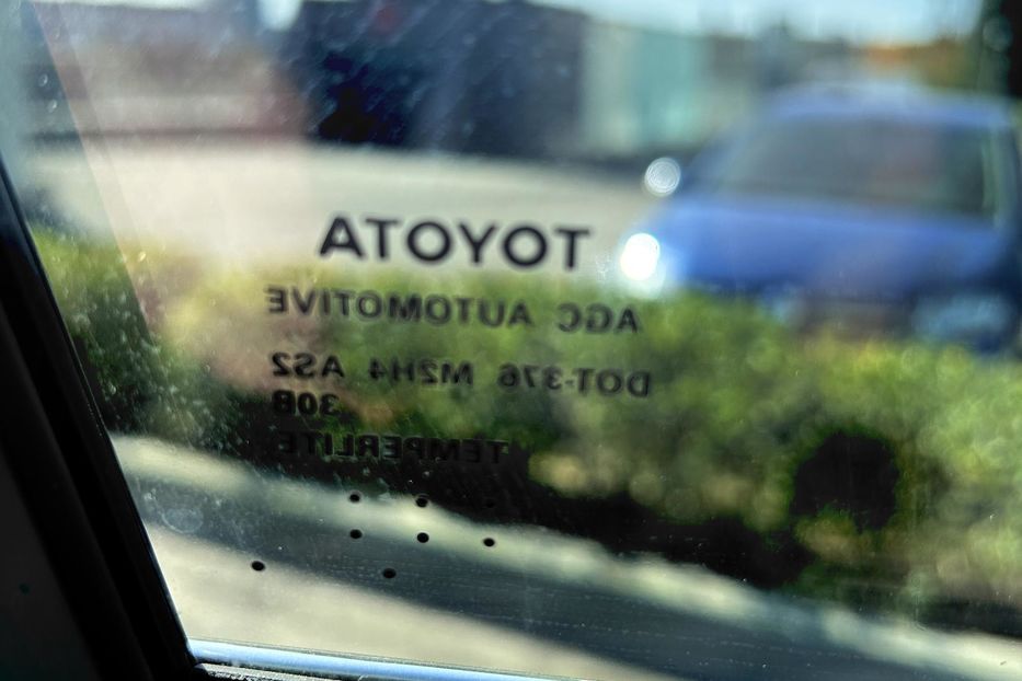 Продам Toyota Rav 4 IV 2017 года в Харькове