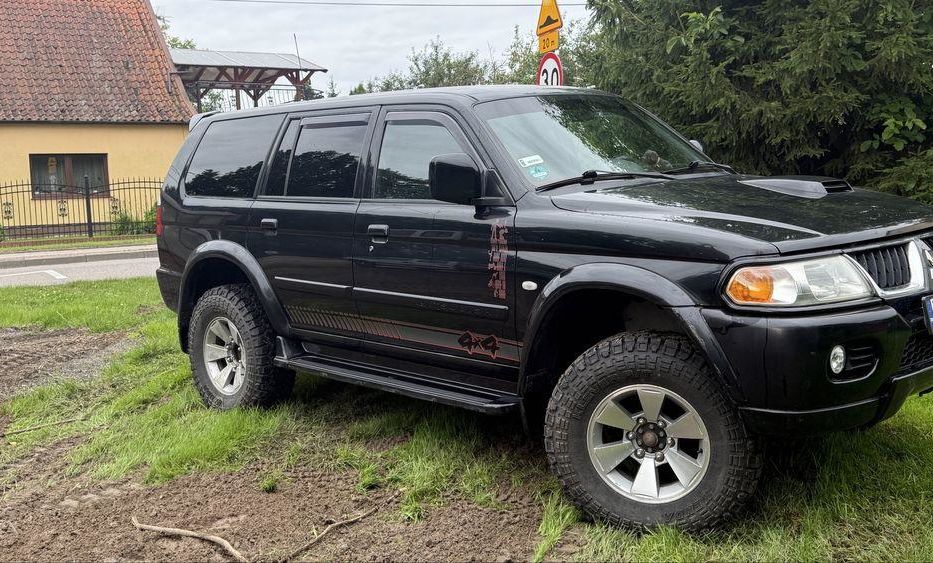 Продам Mitsubishi Pajero Sport 2003 года в Харькове
