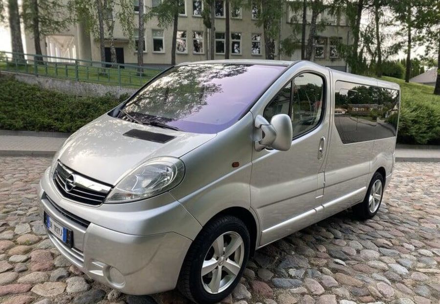 Продам Opel Vivaro пасс. 2007 года в Ровно