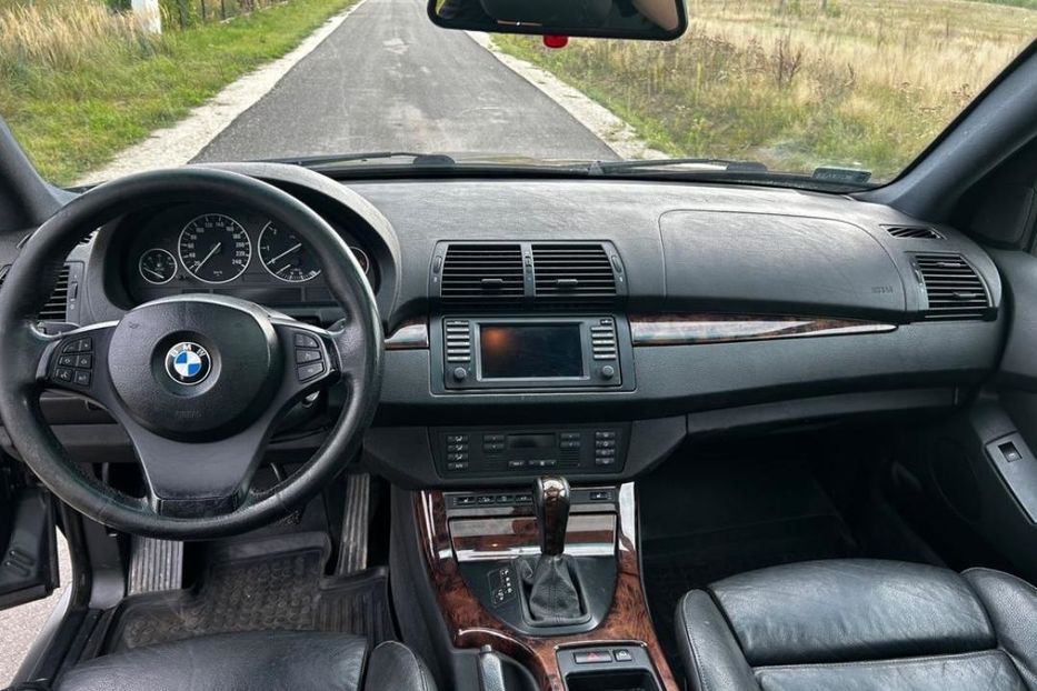Продам BMW X5 2003 года в г. Изюм, Харьковская область