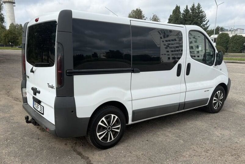 Продам Renault Trafic пасс. 2006 года в Харькове