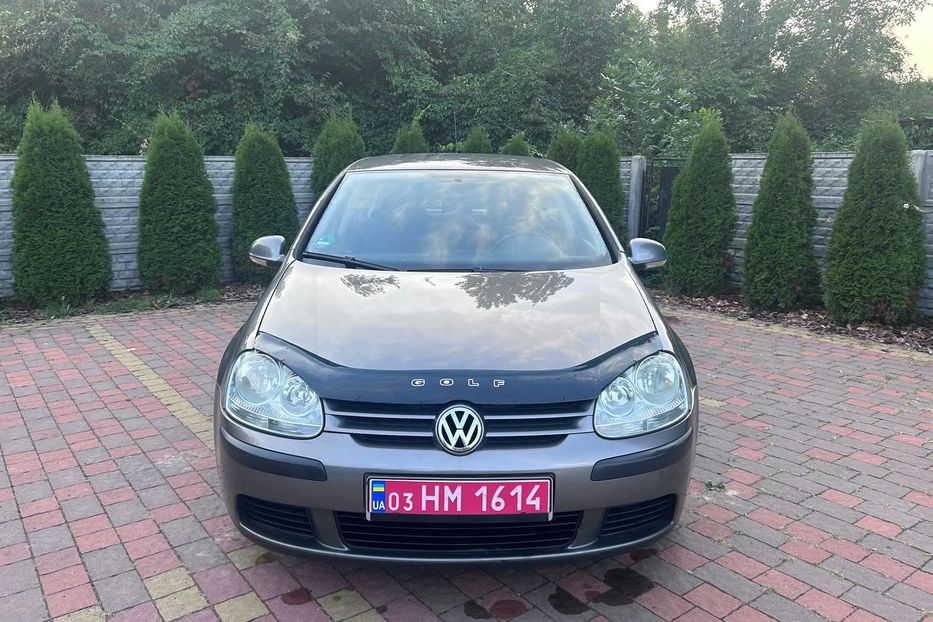 Продам Volkswagen Golf V 1.6 mpi  2005 года в Львове