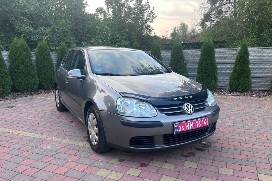 Продам Volkswagen Golf V 1.6 mpi  2005 года в Львове