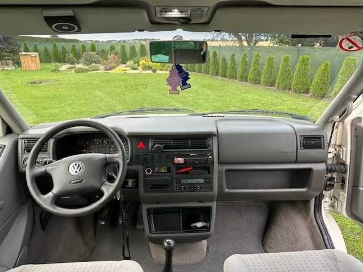 Продам Volkswagen T4 (Transporter) пасс. 2003 года в Днепре